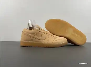 Hyperoad Jordan Vanilla “Pale Sand” SE Low 1 Air 0703